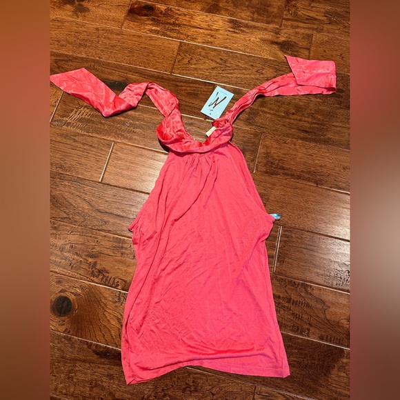 Pink Halter top - Picture 1 of 3